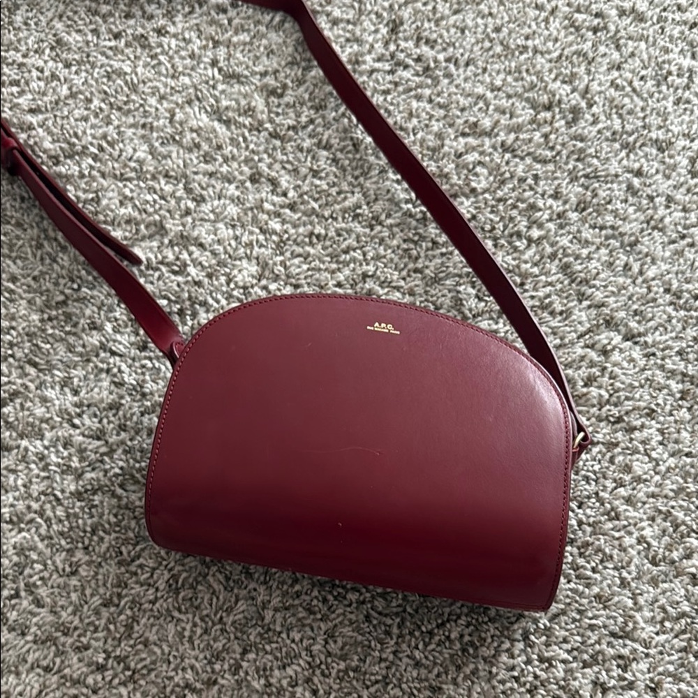 Elegant Burgundy Crossbody Bag